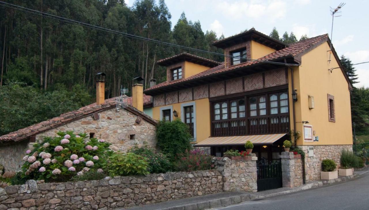 Hotel Rural La Llastra Nueva Esterno foto