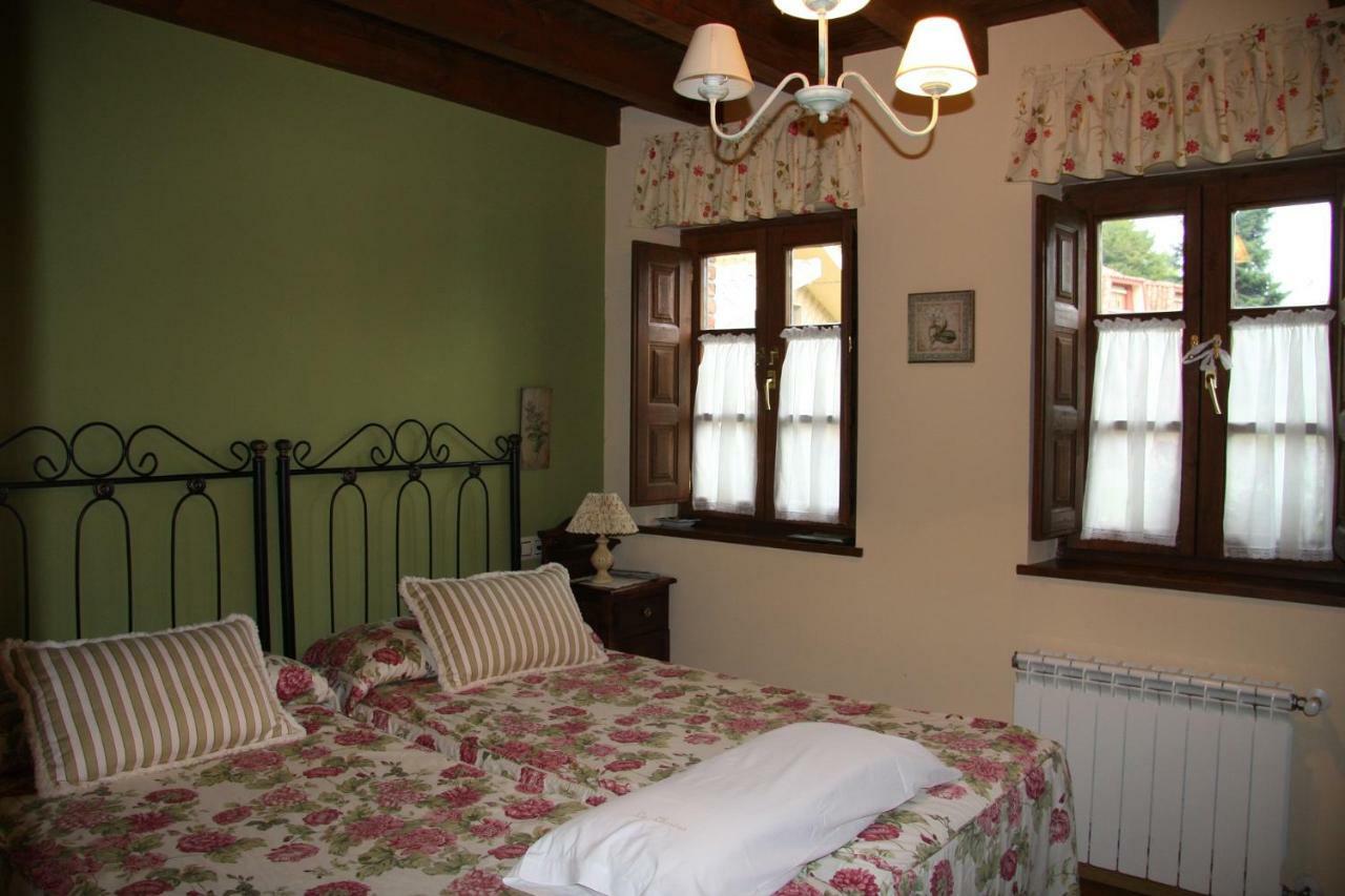 Hotel Rural La Llastra Nueva Esterno foto
