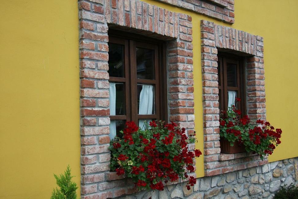 Hotel Rural La Llastra Nueva Esterno foto